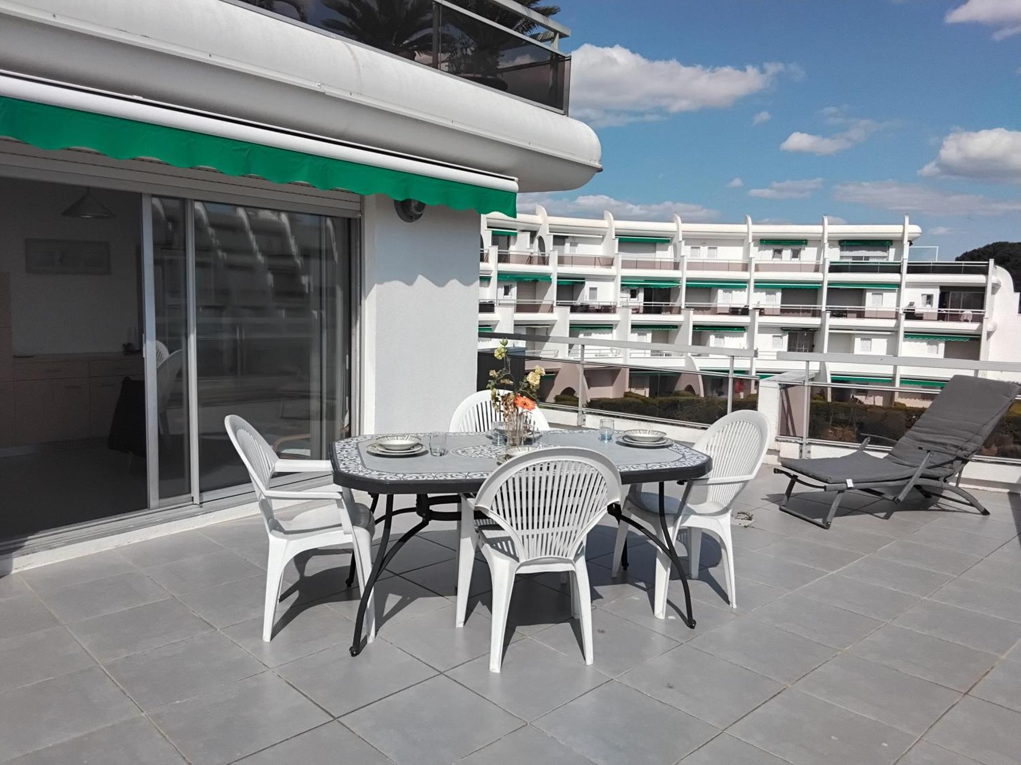 Vittoria Immobilier 10 - Reglement Sur Place -Cheques Vacances Acceptes La Grande Motte Bilik gambar